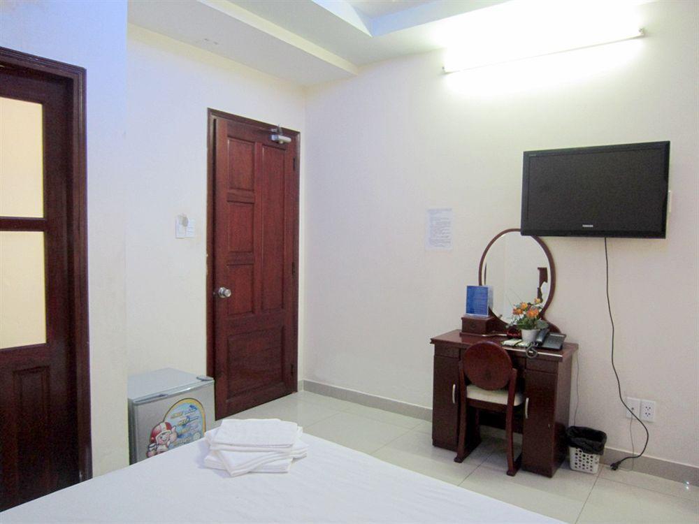 Mai Phuong Thao Hotel Ho Chi Minh City Exterior photo